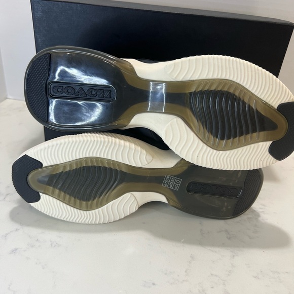 Coach Men's Black and White Sneakers - Picture 8 of 10